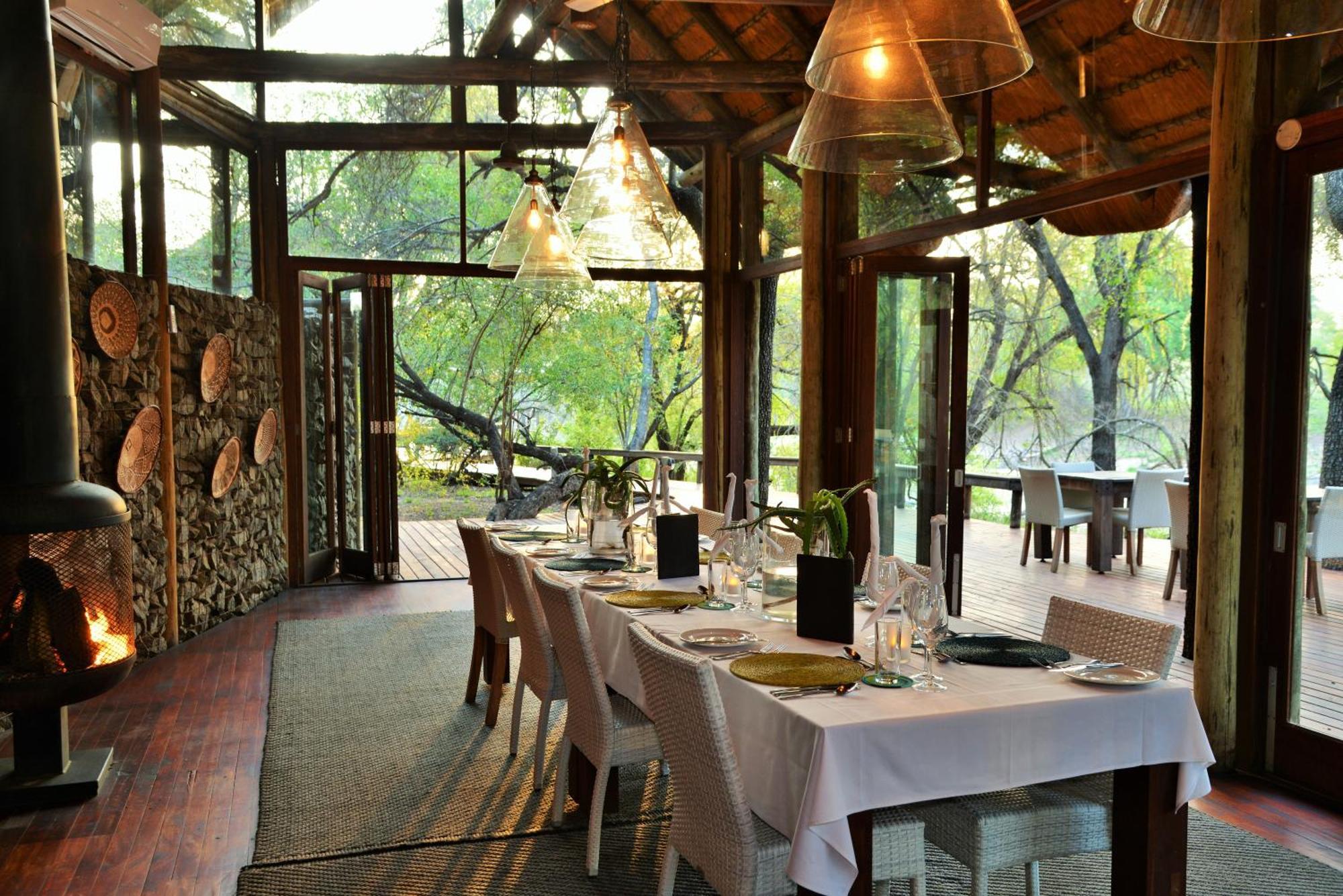 Rhino Post Safari Lodge 스쿠쿠자 외부 사진