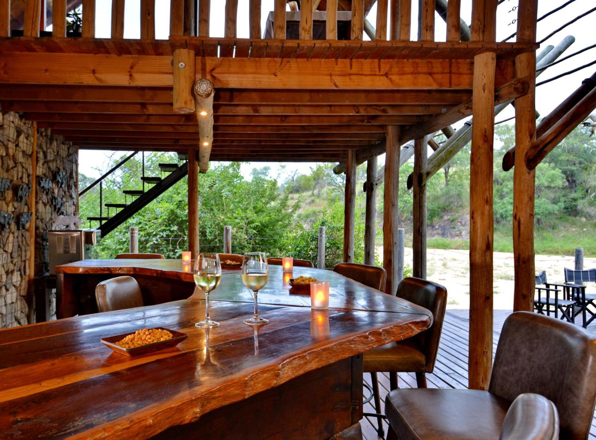 Rhino Post Safari Lodge 스쿠쿠자 외부 사진
