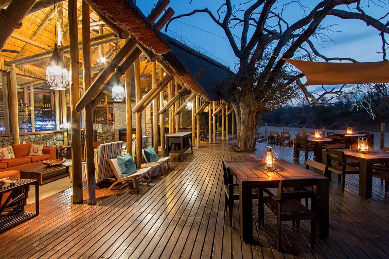 Rhino Post Safari Lodge 스쿠쿠자 외부 사진